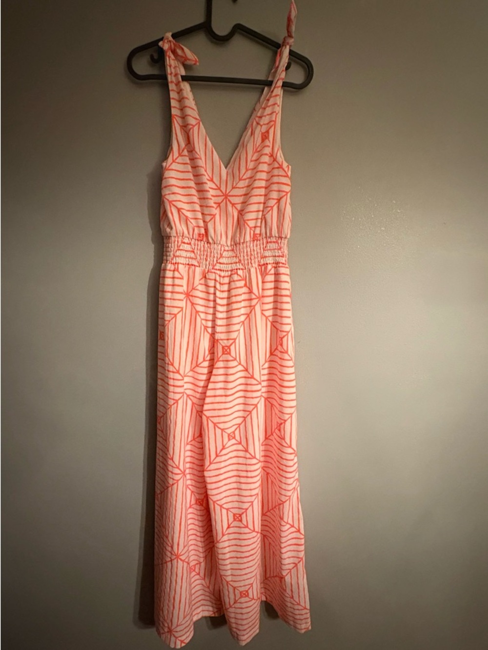 🌻3 for $20🌻 Vineyard Vines Sleeveless Pink Geometric Jumpsuit